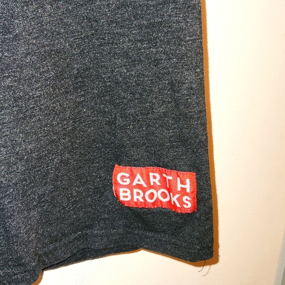 Garth Brooks World Tour Jersey T-Shirt. Signature 7 Series. Size medium - Picture 2 of 7